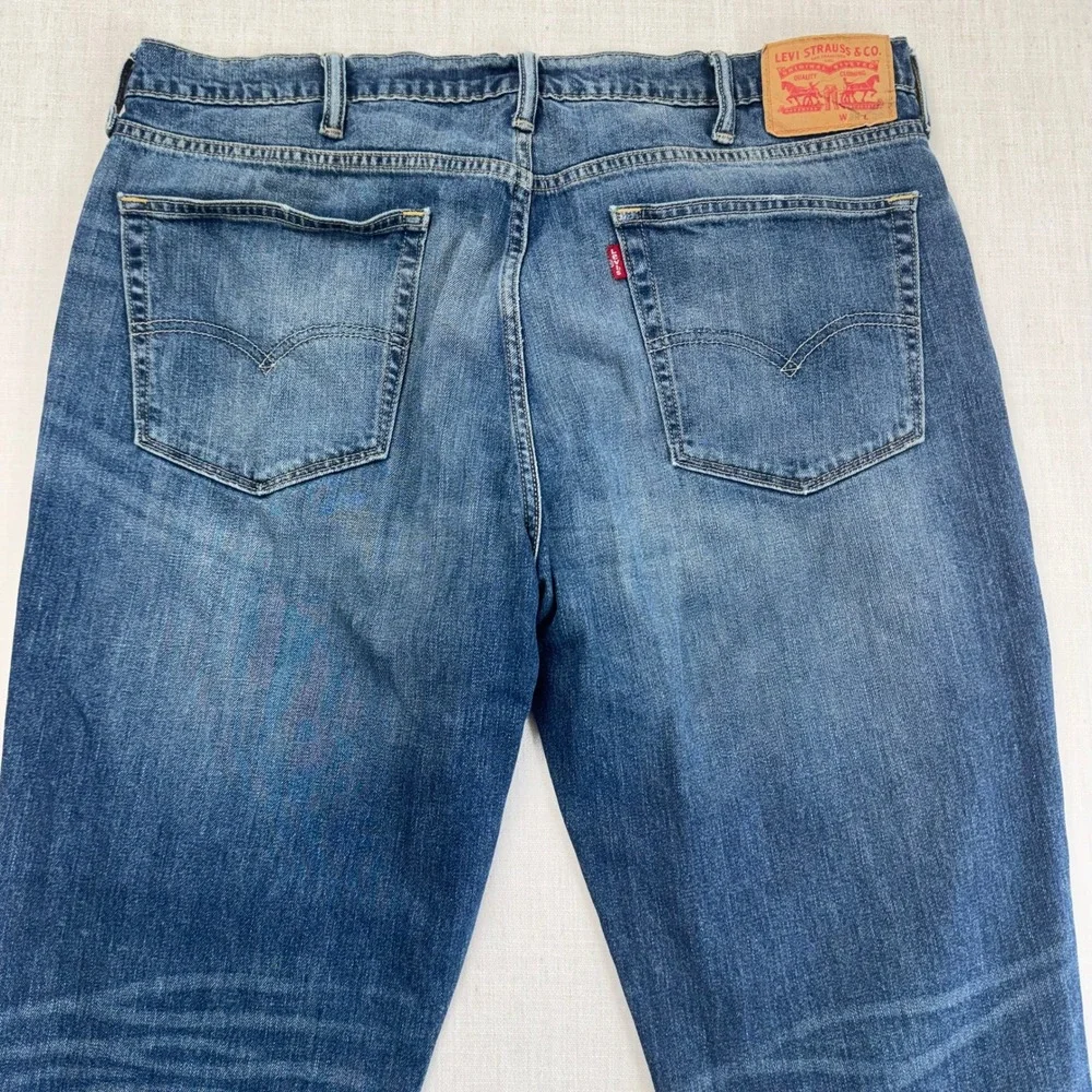 Levis‎ 541 Athletic Taper Mens Jeans 38x30 Blue Denim Medium Wash Distress Fade
